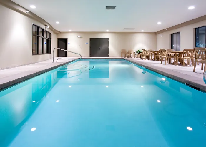 Holiday Inn Express Hotel & Suites Lander By Ihg
