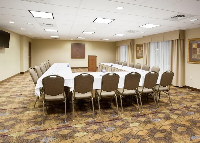 Holiday Inn Express Hotel & Suites Lander By Ihg