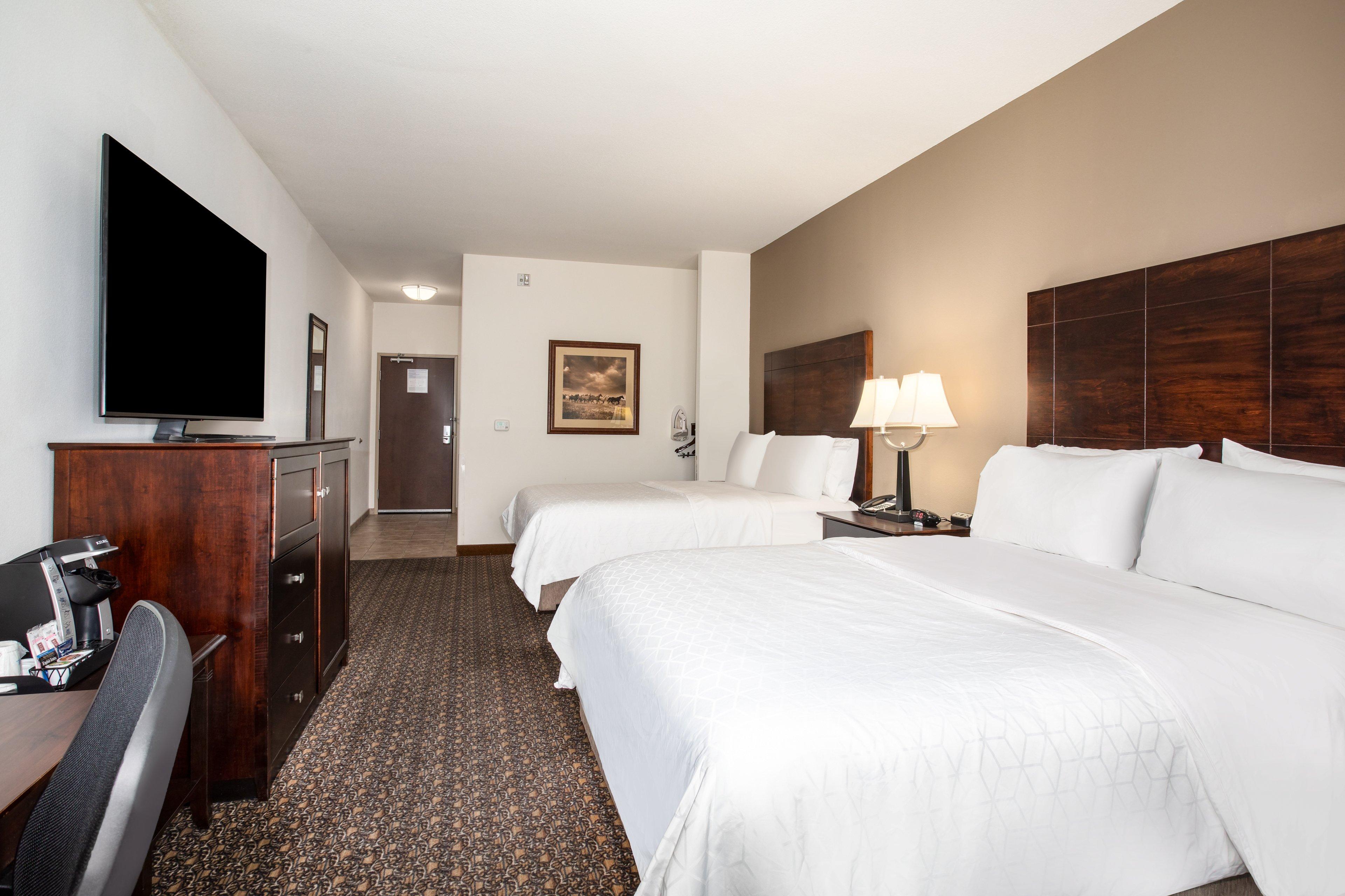 Express & By Ihg 2*